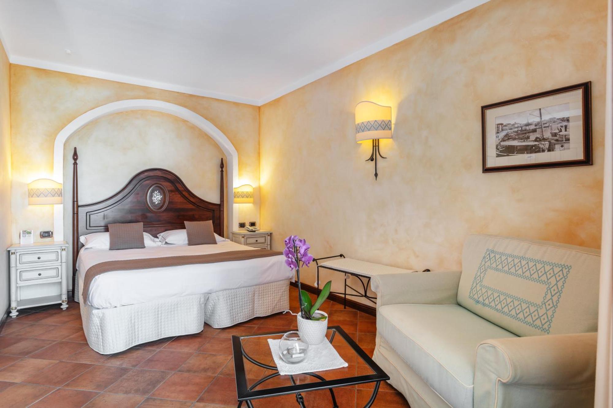 La Vecchia Fonte Boutique Hotel 4*