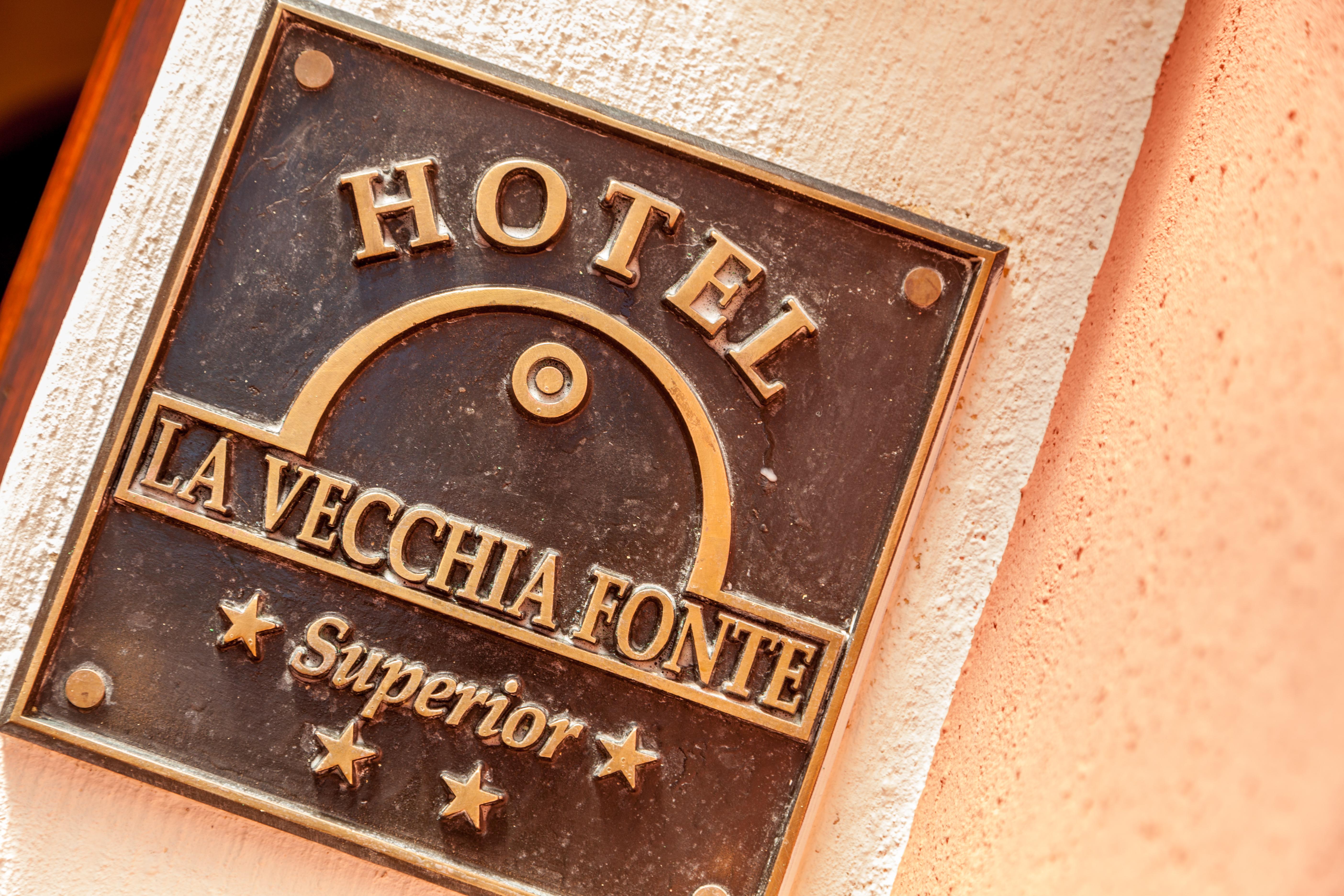 La Vecchia Fonte Boutique Hotel Palau